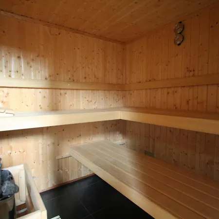 Quaint With Sauna In Walk בית נופש